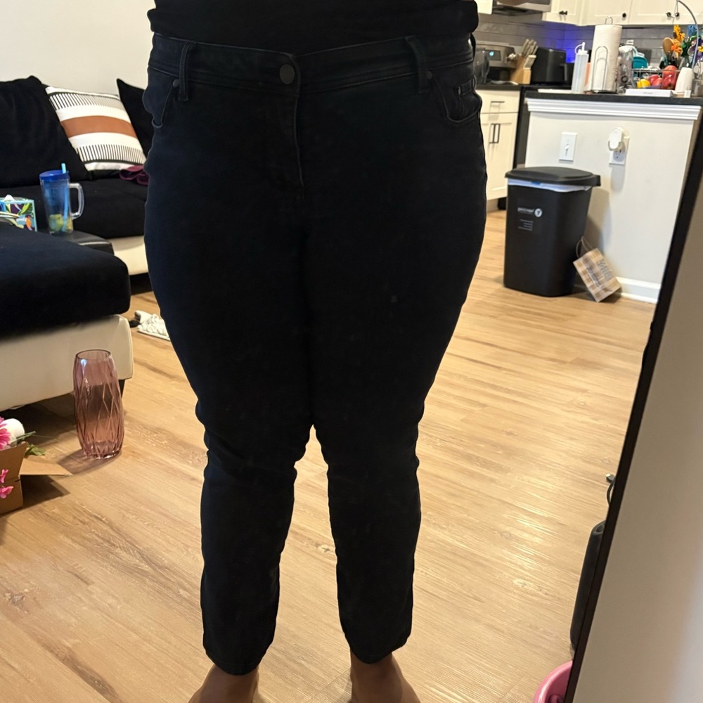 Torrid Black Skinny Jeans. Size 20